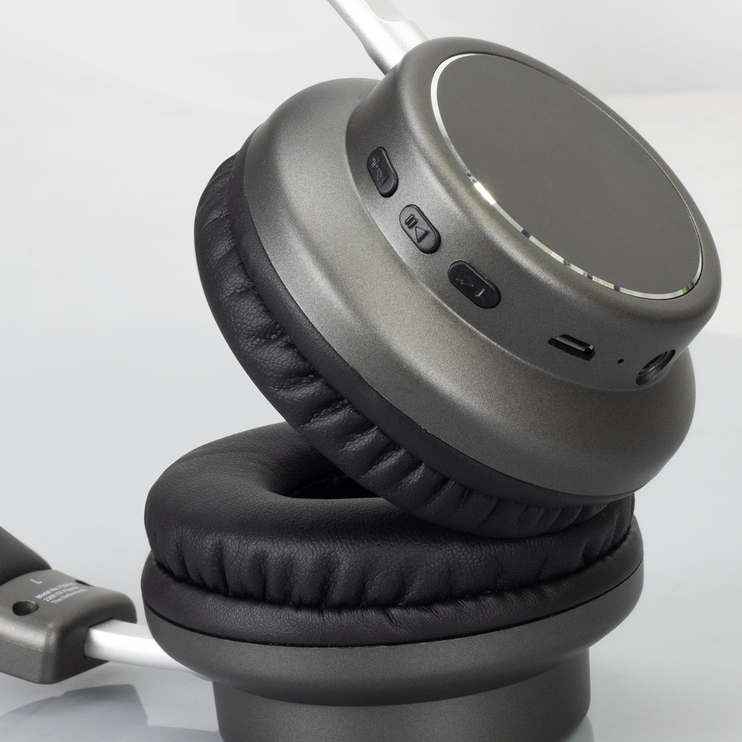 Swiss Peak Wireless Headphone V3 125279 | Detail