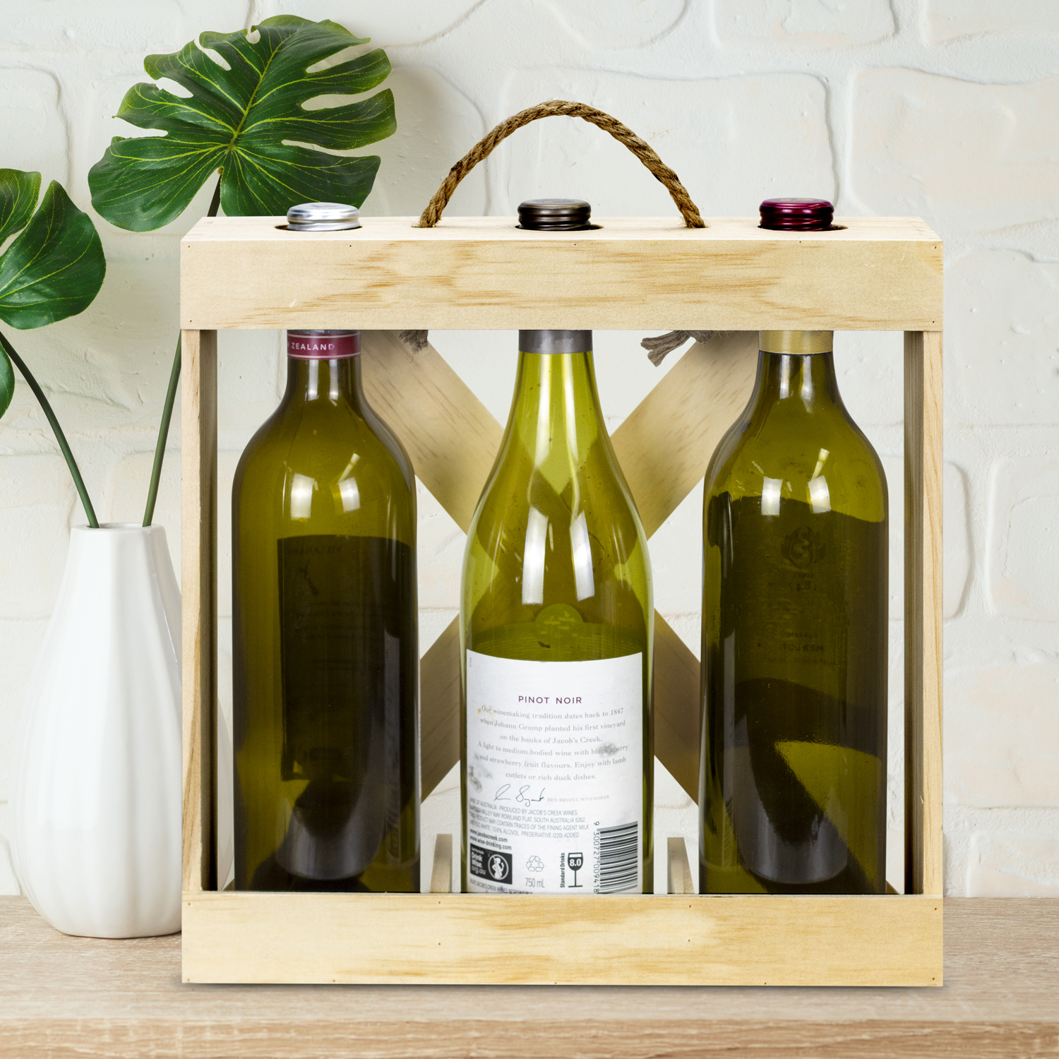 Catalonia Wine Crate - Triple 125310 | Feature