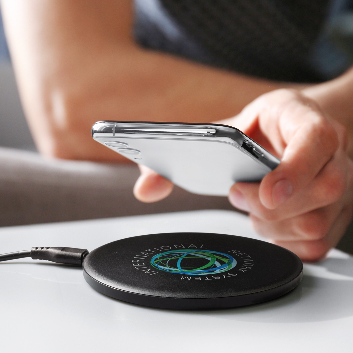 Energon Wireless Fast Charger 125556 | Feature